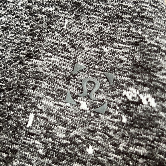 Lululemon Athletica grey mens long sleeve tee. - Picture 3 of 9